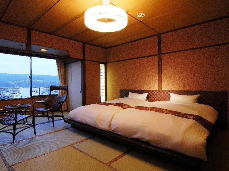 Hotel Kouyurou Ikawa à Izunokuni Extérieur photo